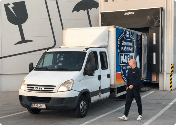PLUSIM van